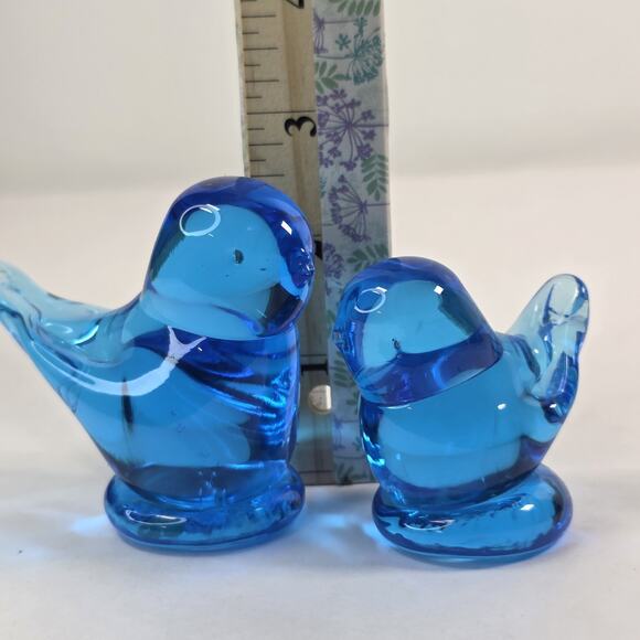Set of 2 Leo Ward Happy Little Bluebirds Signed Dated 1991 Titan Art Glass - Picture 9 of 10